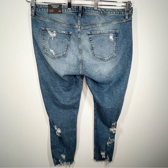 NWT Torrid High Rise Straight Shot To Hell Distressed Jeans 18 - Picture 4 of 12